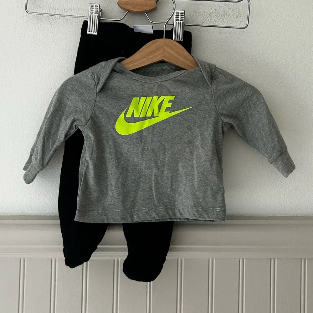 3 Piece Set Nike Baby 6 Months Gray Black Matching Set with Hat